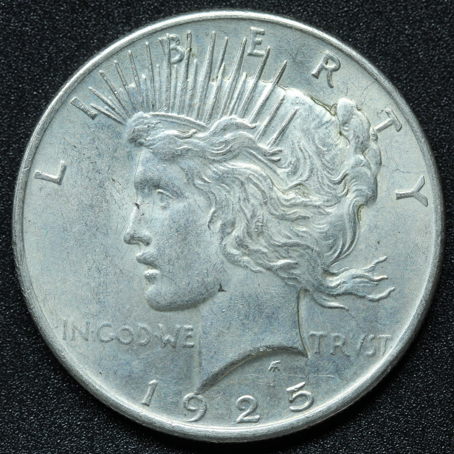 1925 Peace Dollar - Silver - Philadelphia