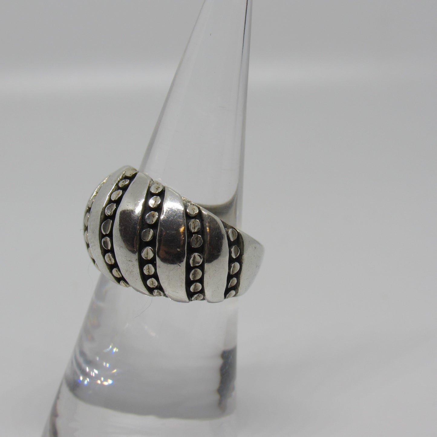 Kabana KBN Sterling Silver 925 Modernist Domed Ribbon Design Studded Ring - Sz 6