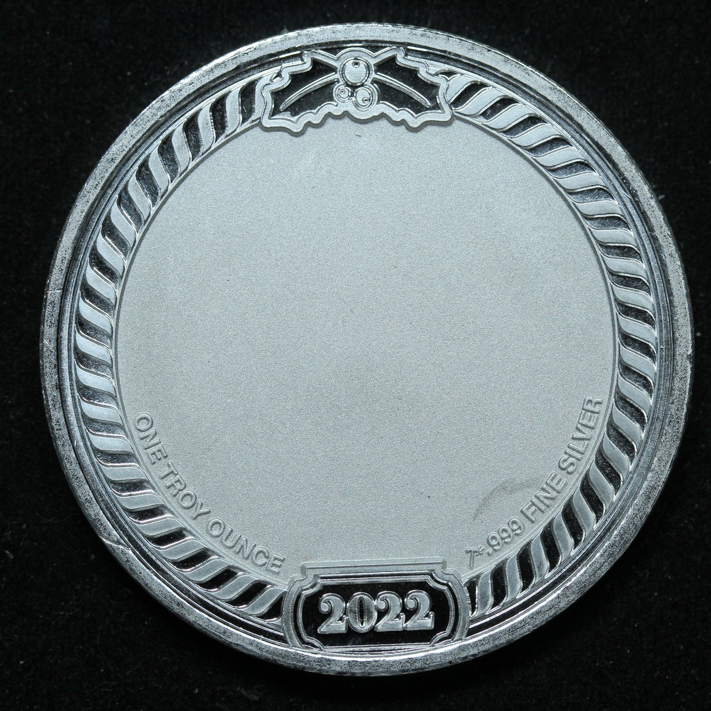 1 oz .999 Fine Silver - 2022 Season's Greetings Christmas Engravable Round
