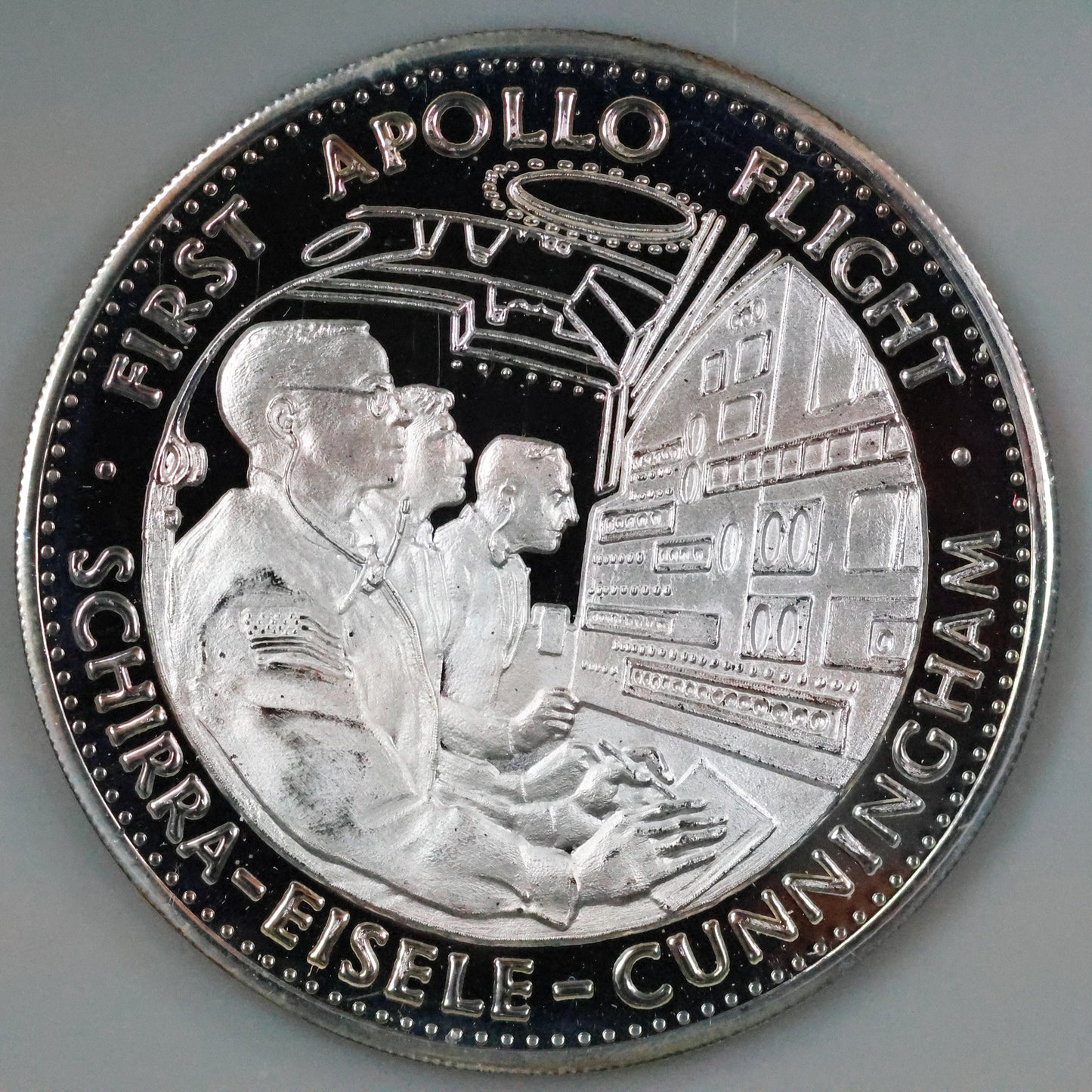 Danbury Mint Men In Space - Apollo VII First Apollo Flight Sterling Silver Proof Coin Medal