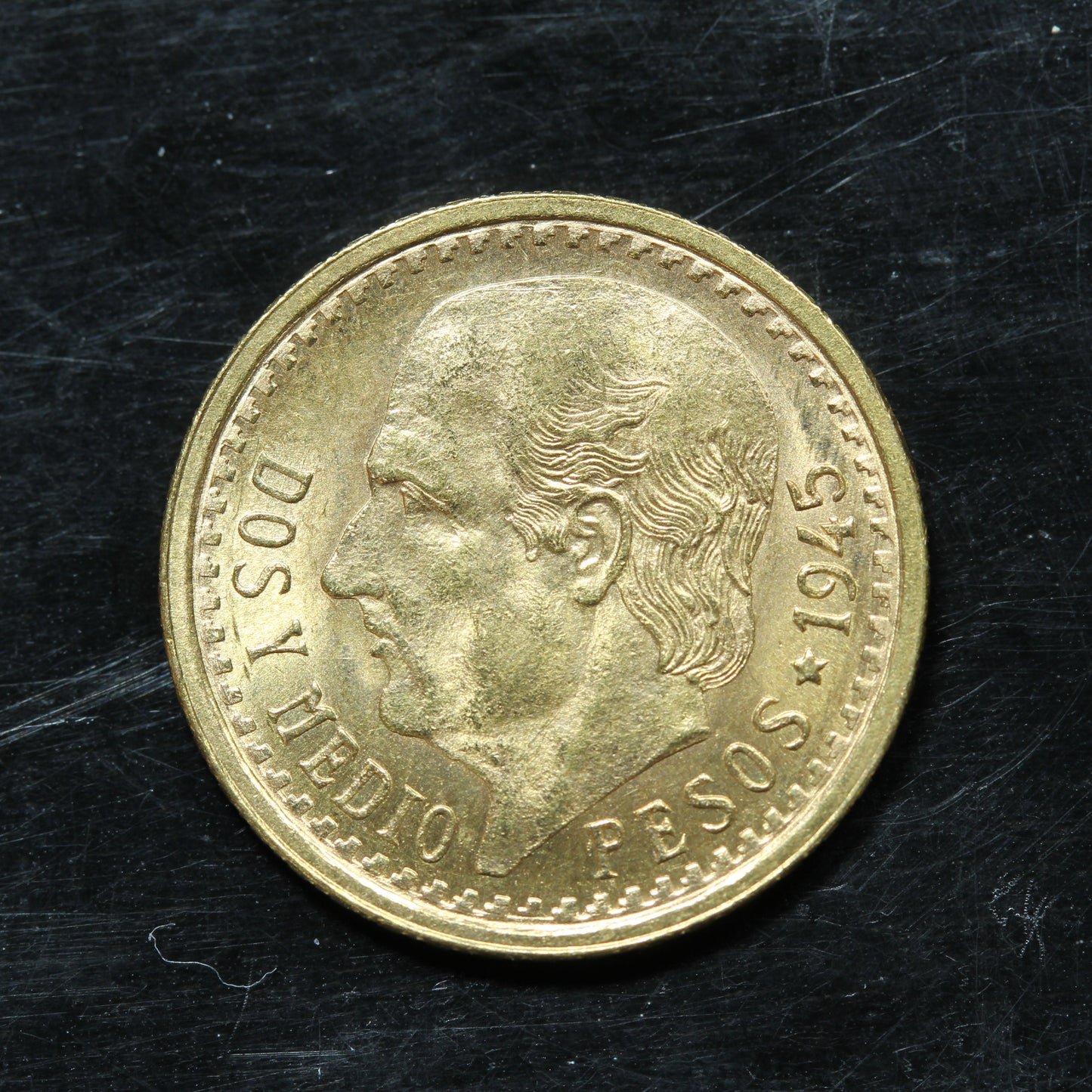 1945 2.5 Pesos Dos Y Medio Pesos Mexico Gold Coin