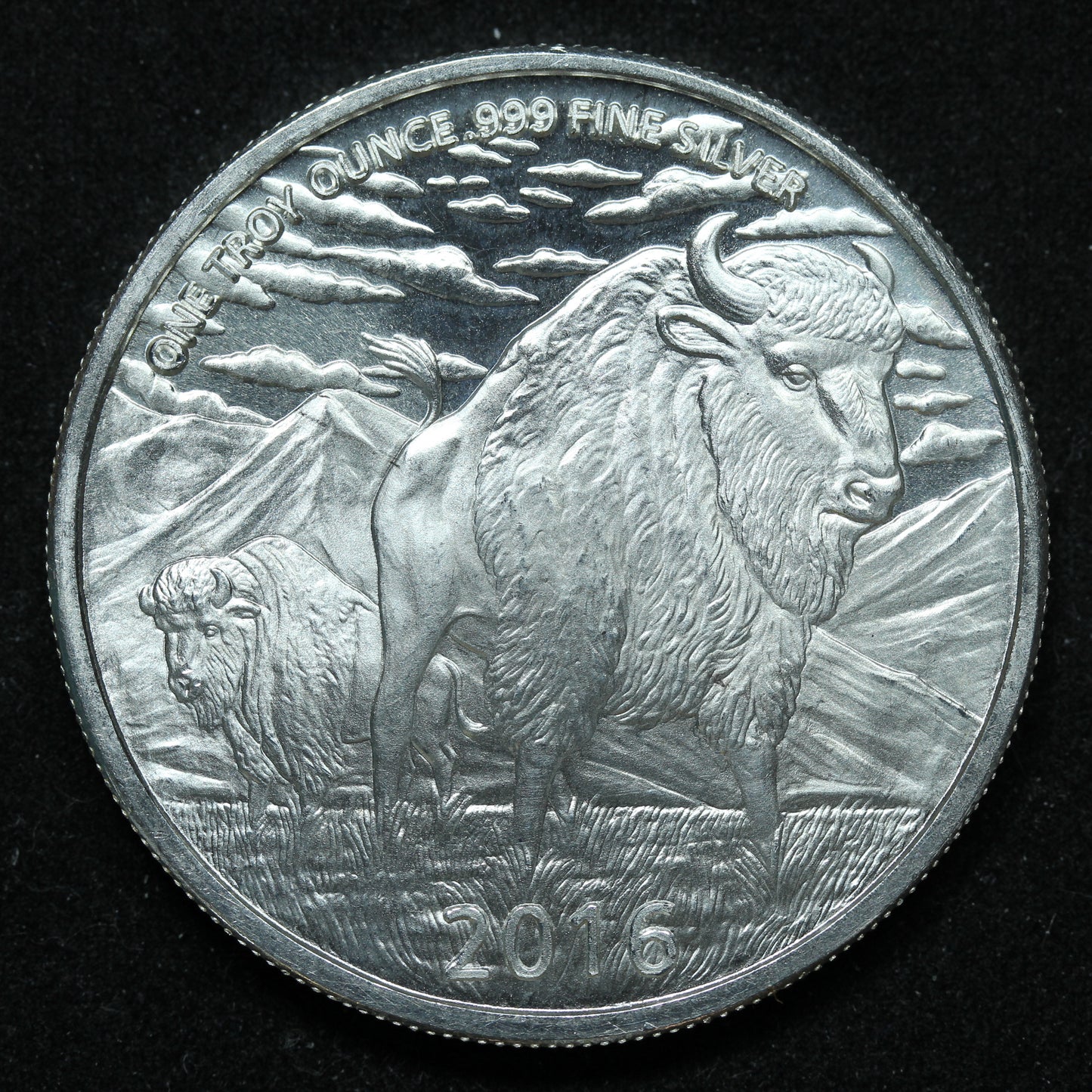 1 oz .999 Fine Silver Round - 2016 "The Hunter" Indian & Buffalo Art Round