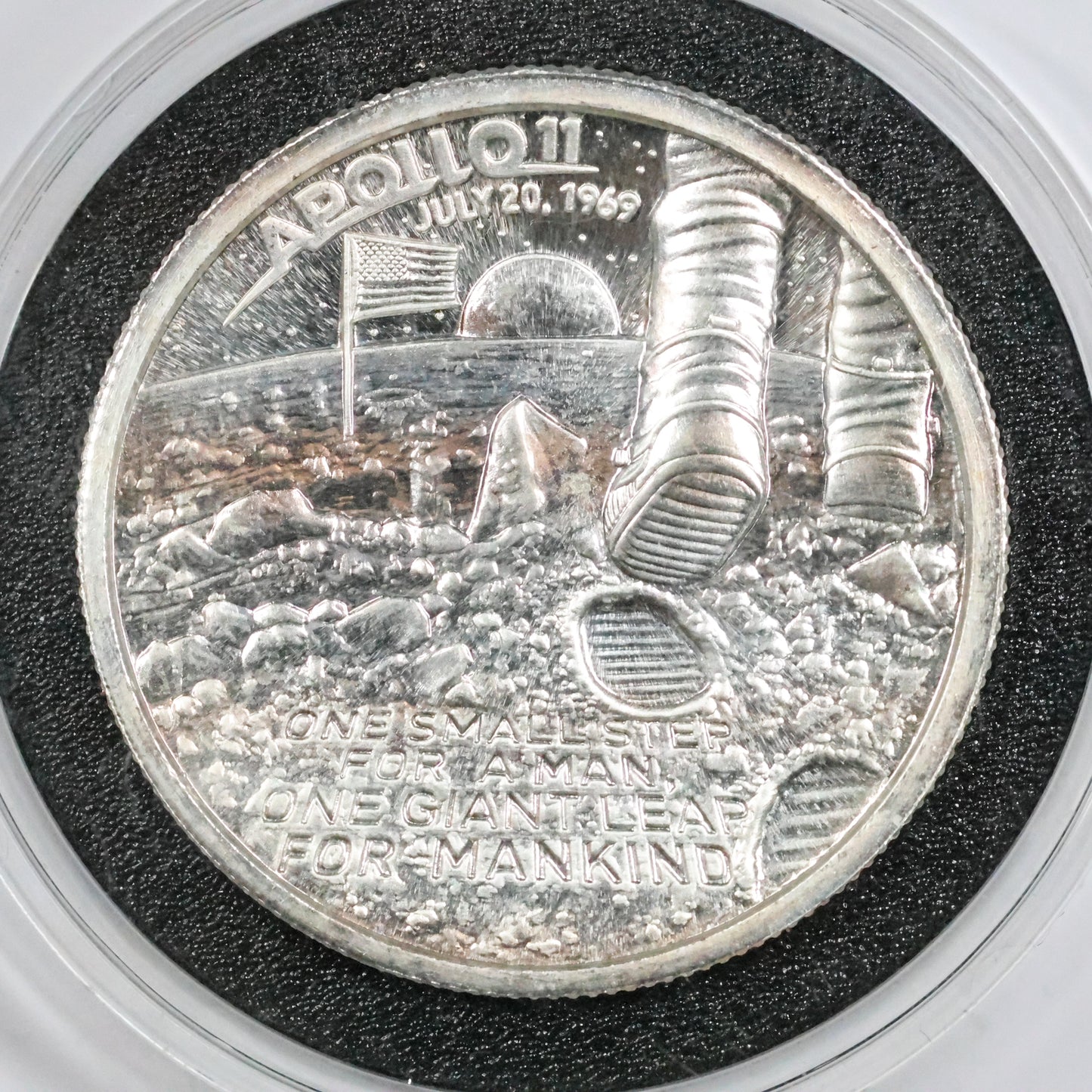 2 oz .999 Fine Silver Round - APOLLO 11 MOON LANDING KENNEDY JFK w/ Capsule