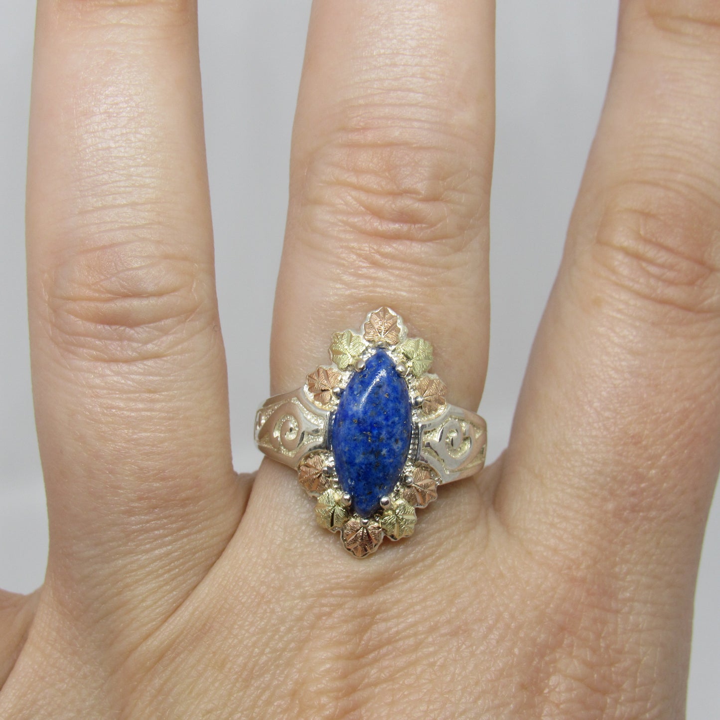 Black Hills Gold Coleman Co CCO Sterling 12k Tri Color Leaf Leaves Lapis Lazuli Ring - Sz 9