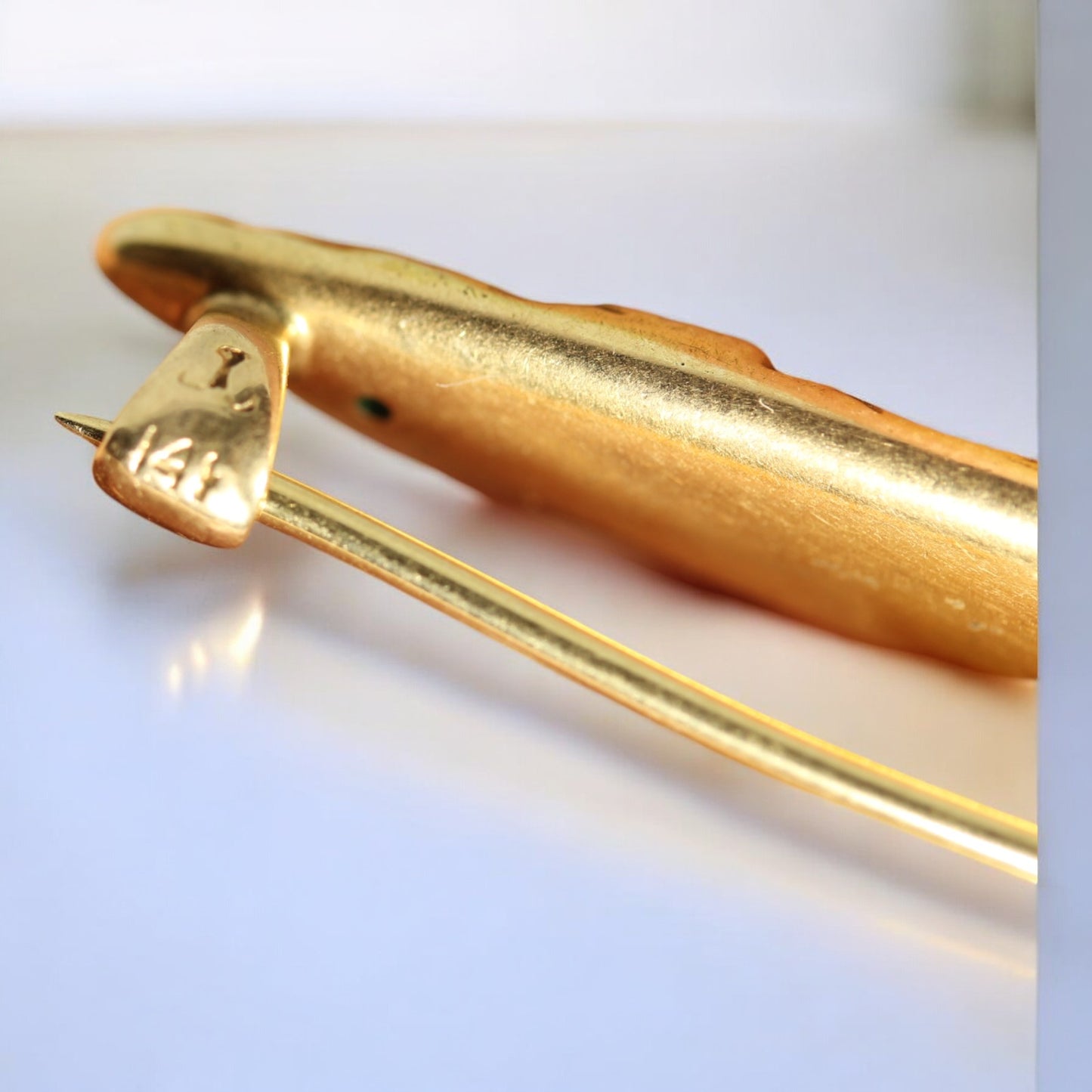 14k Art Nouveau Maiden Woman Brooch 14 Karat Gold Circa 1900 - ~1.75"