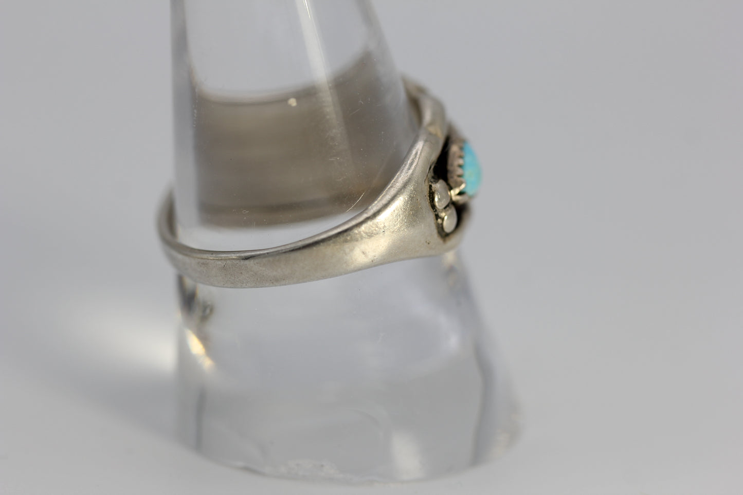 Johnny Pitchlynn Choctaw Signed 925 Sterling Turquoise Band Ring - 5.7 g Size 9.75