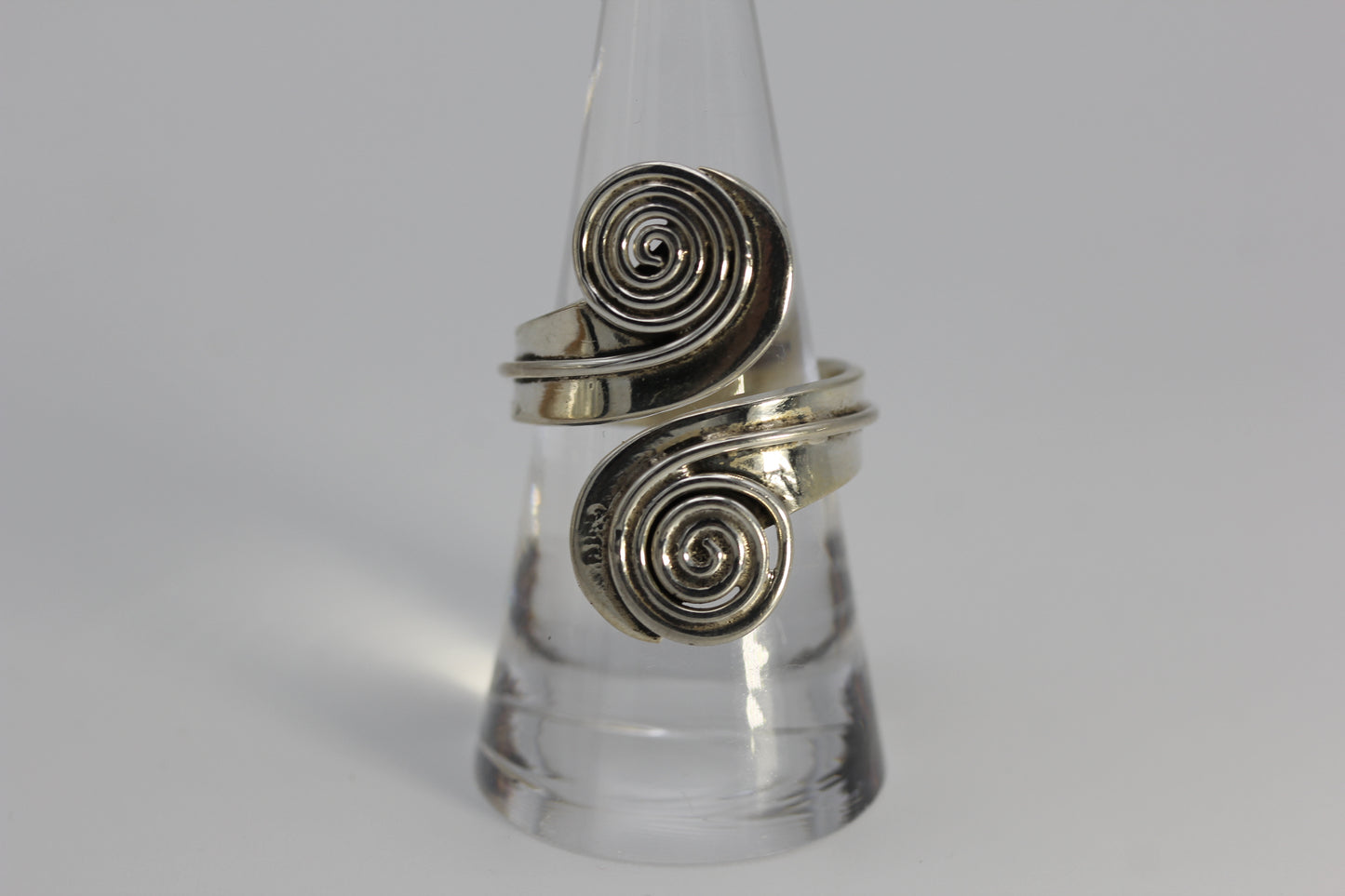 Taxco Mexico TC-208 Sterling Silver 925 Swirl Circle Bypass Wrap Ring - 8.9 g Size ~8