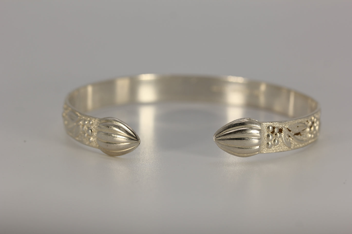 Vintage YDL Y De Lima Trinidad Sterling Silver Large Cuff Bracelet Engravable - 20.9 gr 8 in