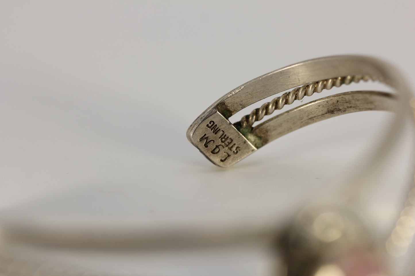 Vintage Navajo Sterling Silver Pink Mother of Pearl? Signed LJM Cuff Bracelet - 15.5 gr 6 in