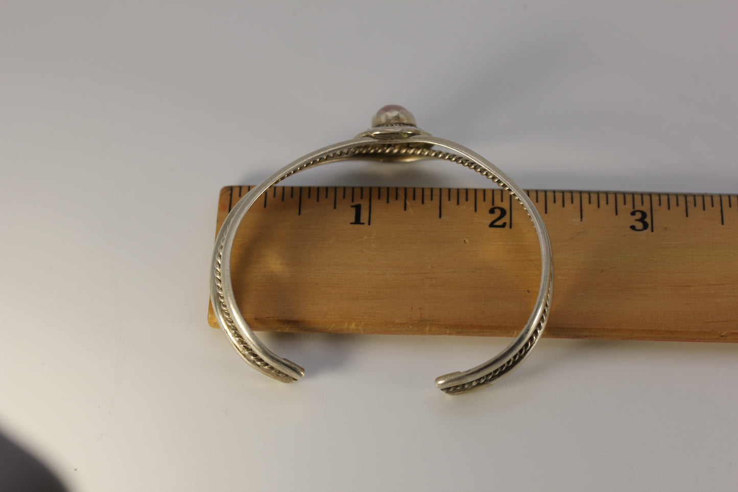 Vintage Navajo Sterling Silver Pink Mother of Pearl? Signed LJM Cuff Bracelet - 15.5 gr 6 in