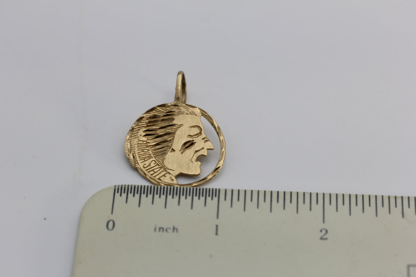 14k Yellow Gold Florida State University Pendant Seminoles 2.6 grams 1 in x 1.25 in