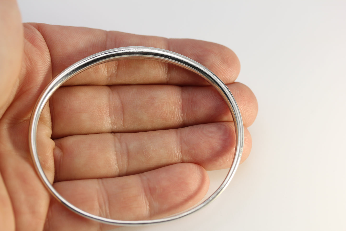 Vintage Ed Levin Sterling Silver 925 Tapered Oval Bangle Bracelet - ~7 inch 8.3 g