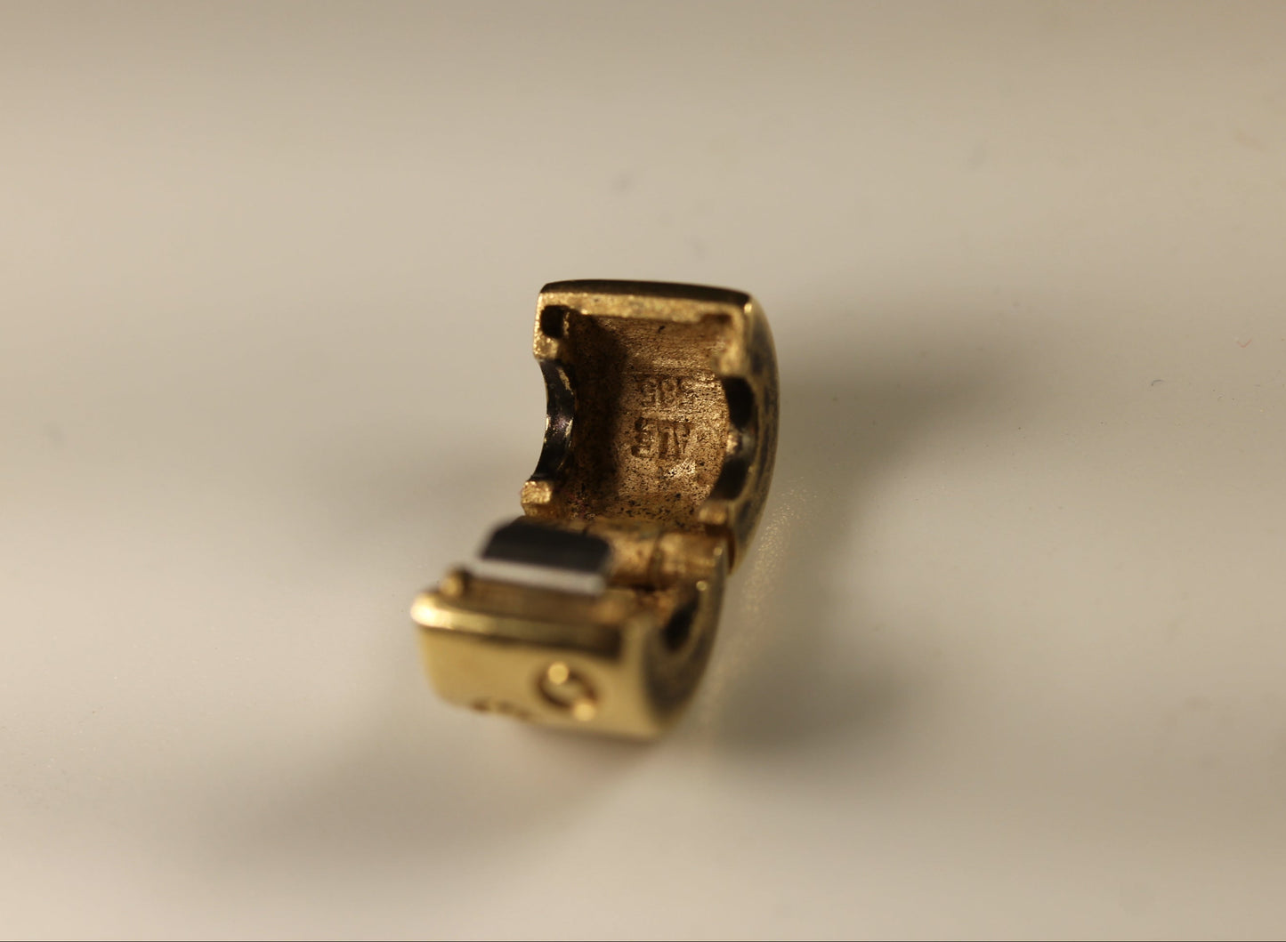 Pandora 14k Gold Seeing Spots Clip Charm Bead - #750345