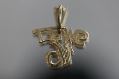 14k Yellow Gold Sweet 16 Charm Pendant - .74 Grams