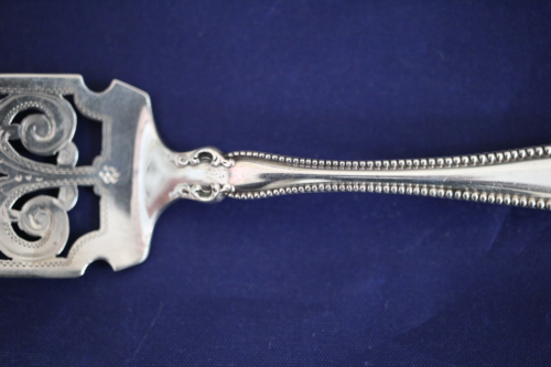 Alvin - Raleigh Sterling Silver Jelly / Cake Server - No Mono