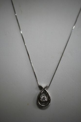 14k White Gold ~.50 ct Round Diamond Solitaire Love`s Embrace Pendant w/ 18" Box