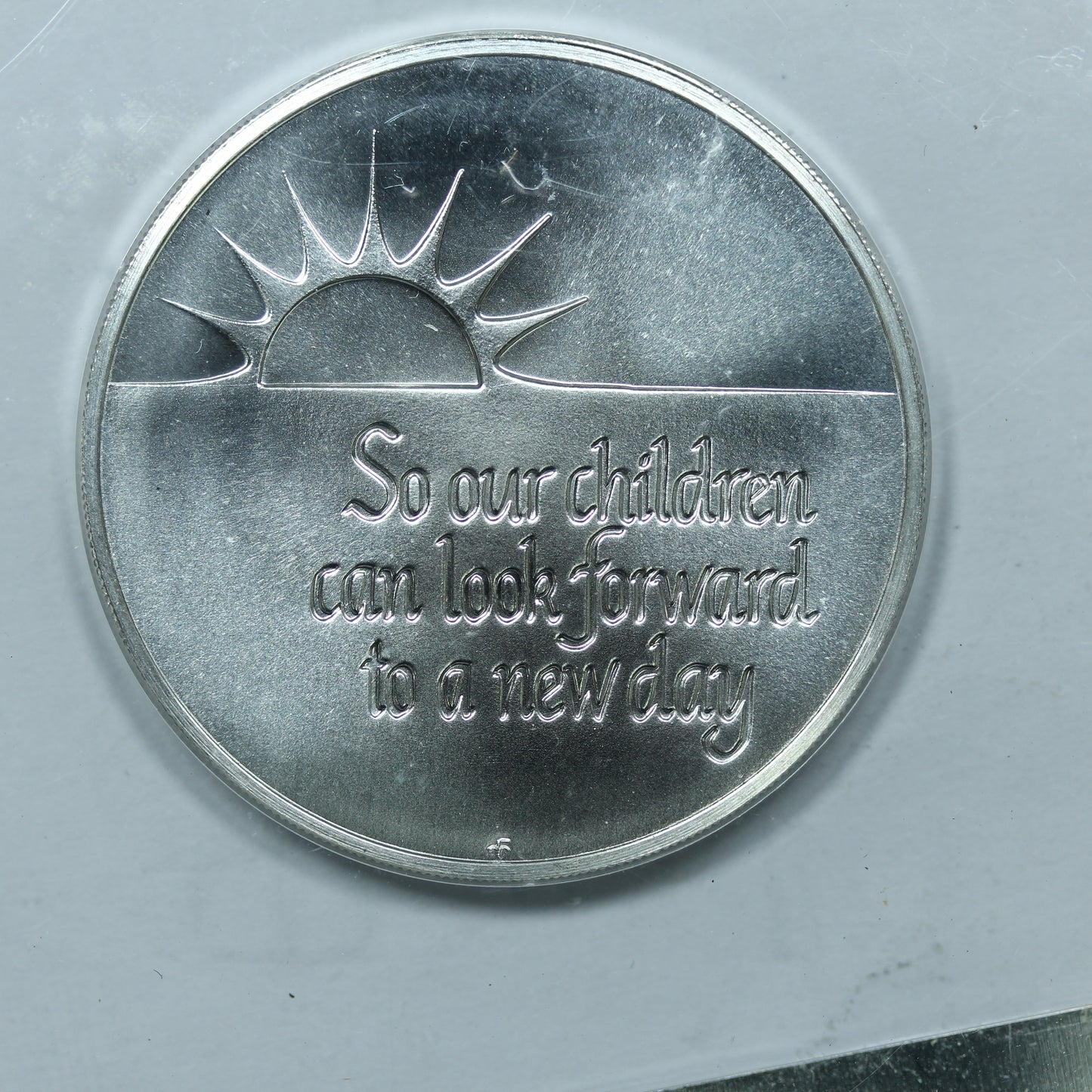 Franklin Mint 925 Sterling Silver Art Round Proof - Limited Edition - Peace