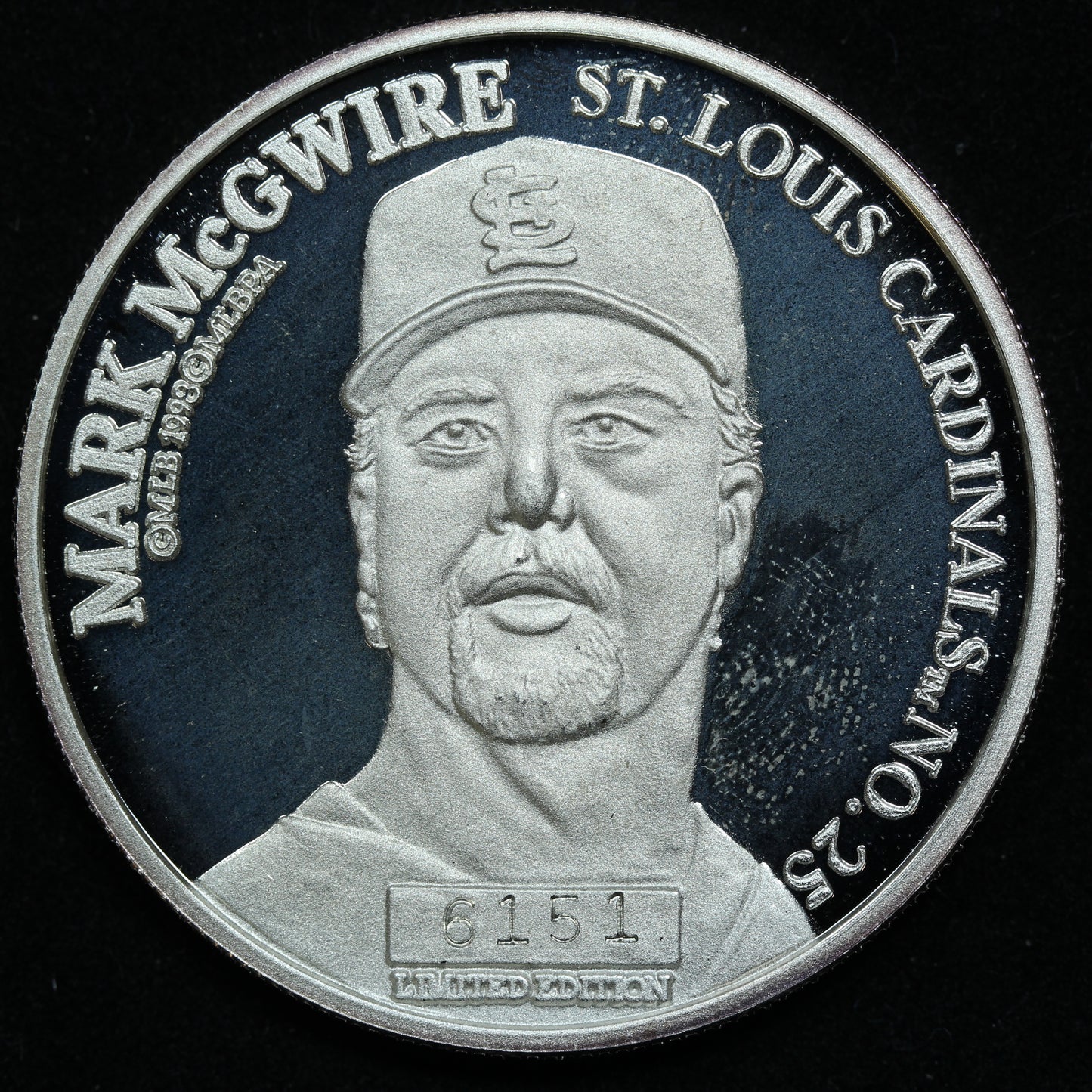 Mark McGwire Commemorative - 1 Oz .999 Fine Silver Round - #6151