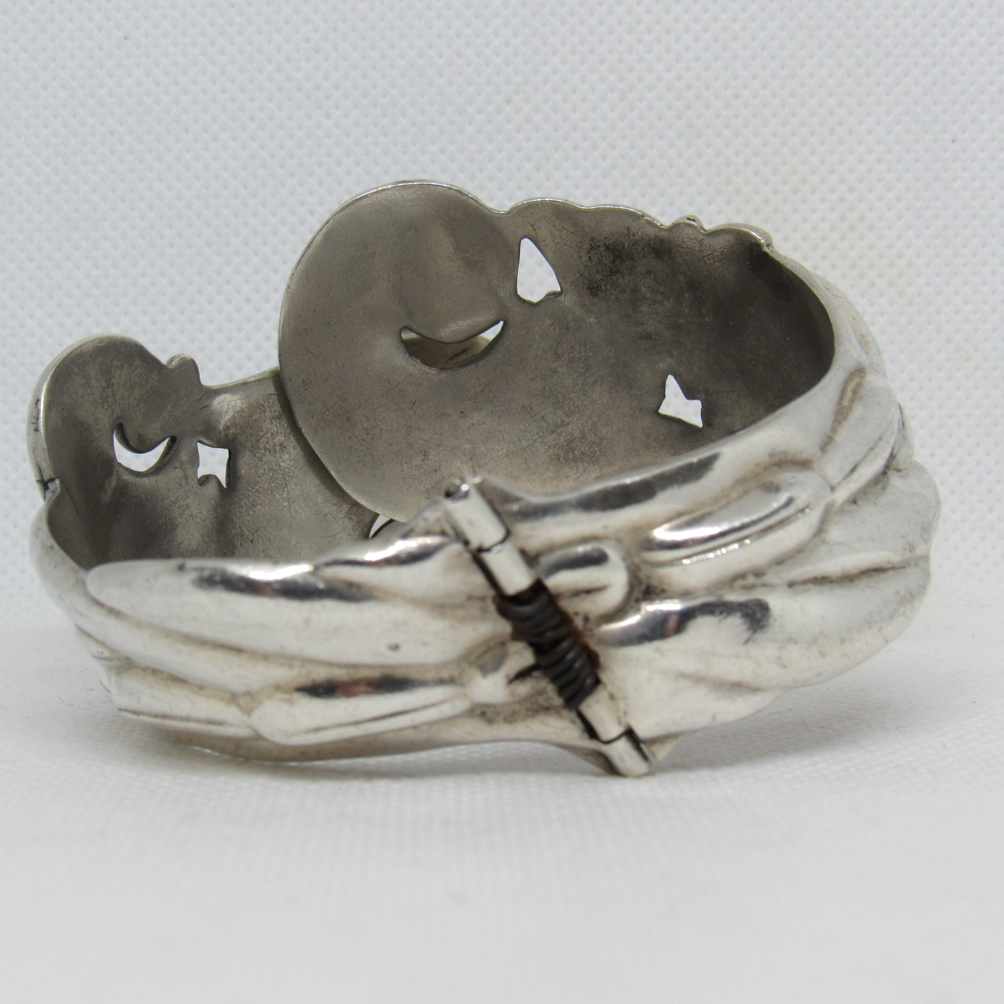 Vintage Modernist Taxco Alfredo Villasana Sterling Silver Hinged Clamper Bracelet