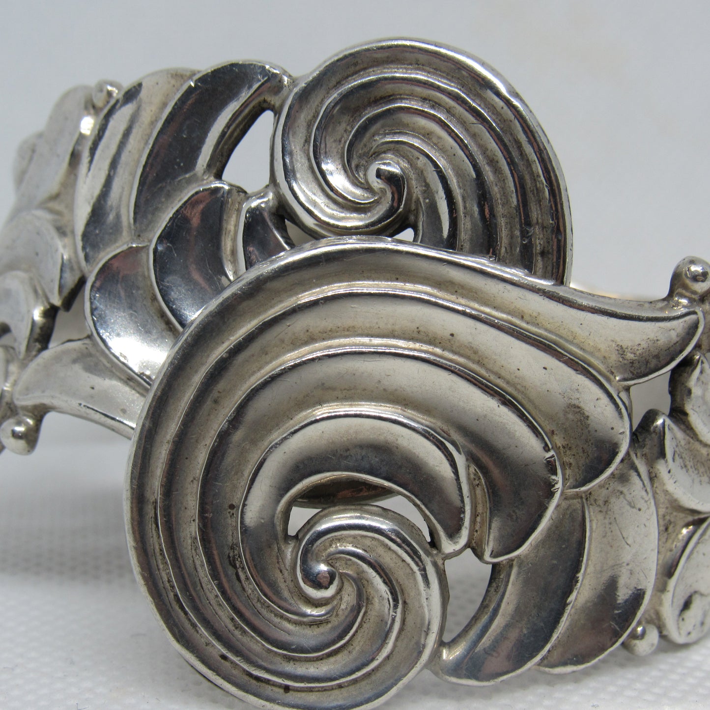 Vintage Modernist Taxco Alfredo Villasana Sterling Silver Hinged Clamper Bracelet