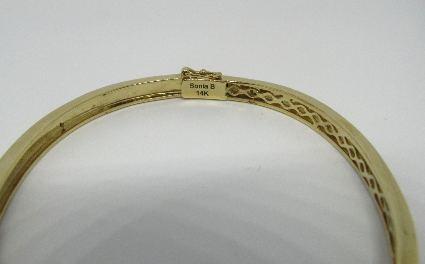 Sonia Bitton Galerie de Bijoux® 14K Gold 6.5" Diamond Bangle Bracelet