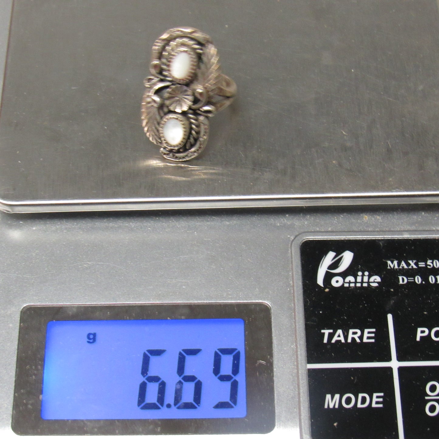 Vintage Sterling Silver L. Reeves Navajo Mother of Pearl MOP Ring - Sz 4.5