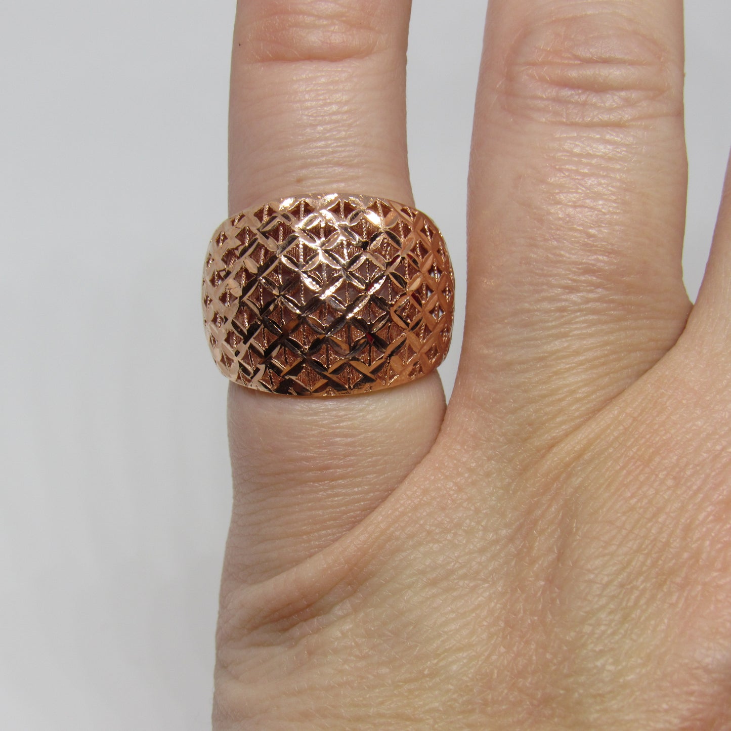 14k Rose Gold Ring Band Wide Face Etched Triangles AK Turkey - Size 6