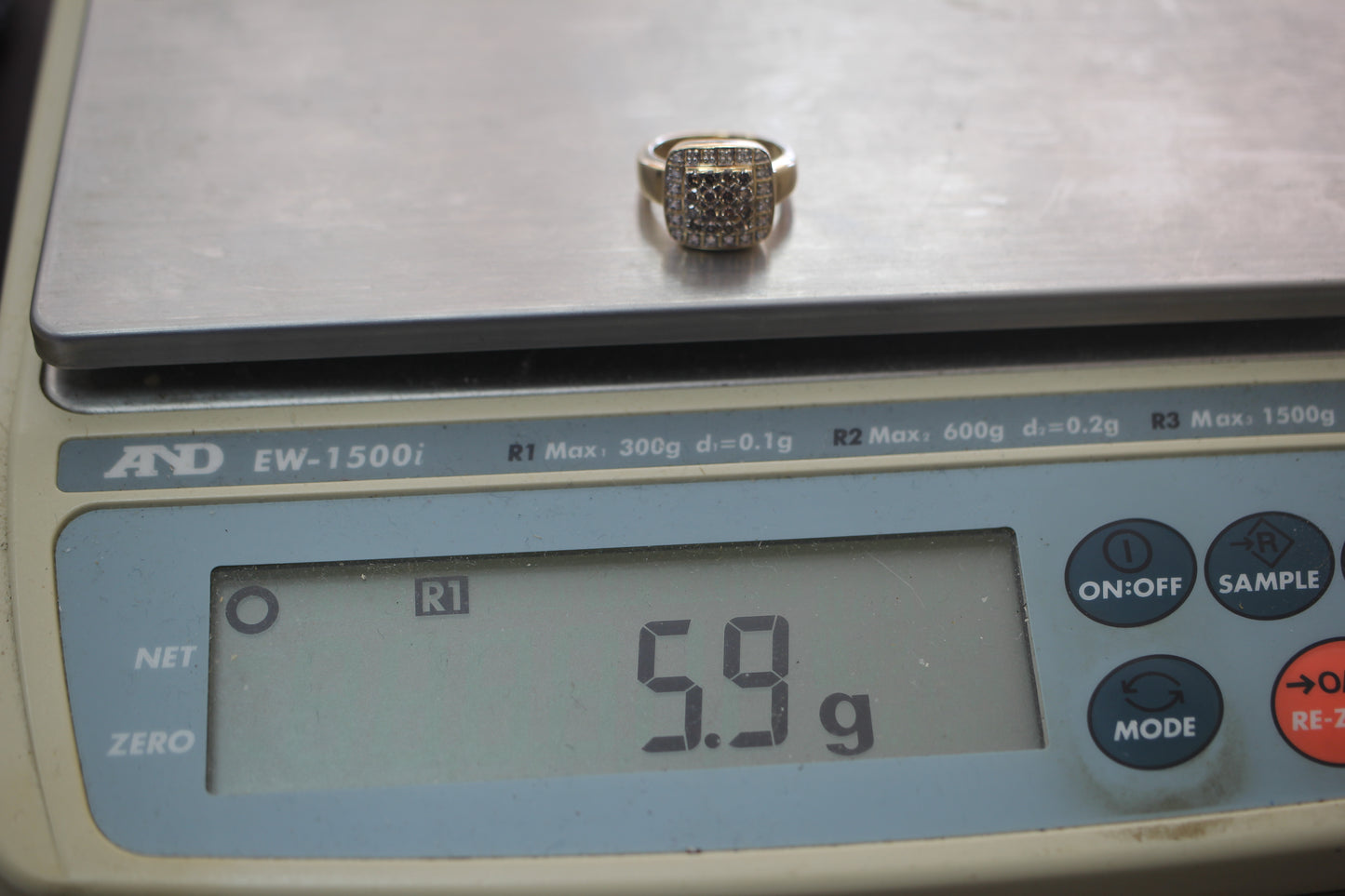 14k Yellow Gold .47ctw Round Diamond & Fancy Brown Halo Ring - Sz 4.25