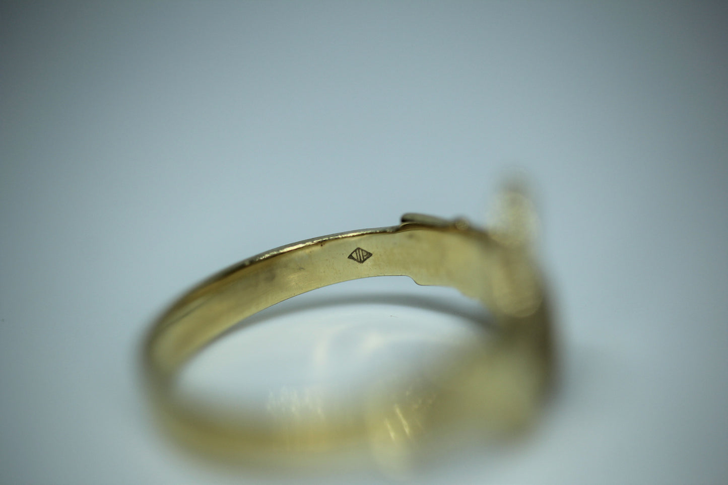 14K Yellow Gold Claddagh Promise Friendship Ring Band - Sz 6.25