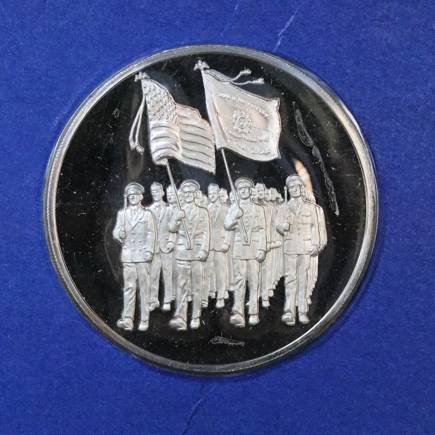 1974 Postmasters of America STERLING SILVER Art Round - No. 1 Veterans of Foreign Wars