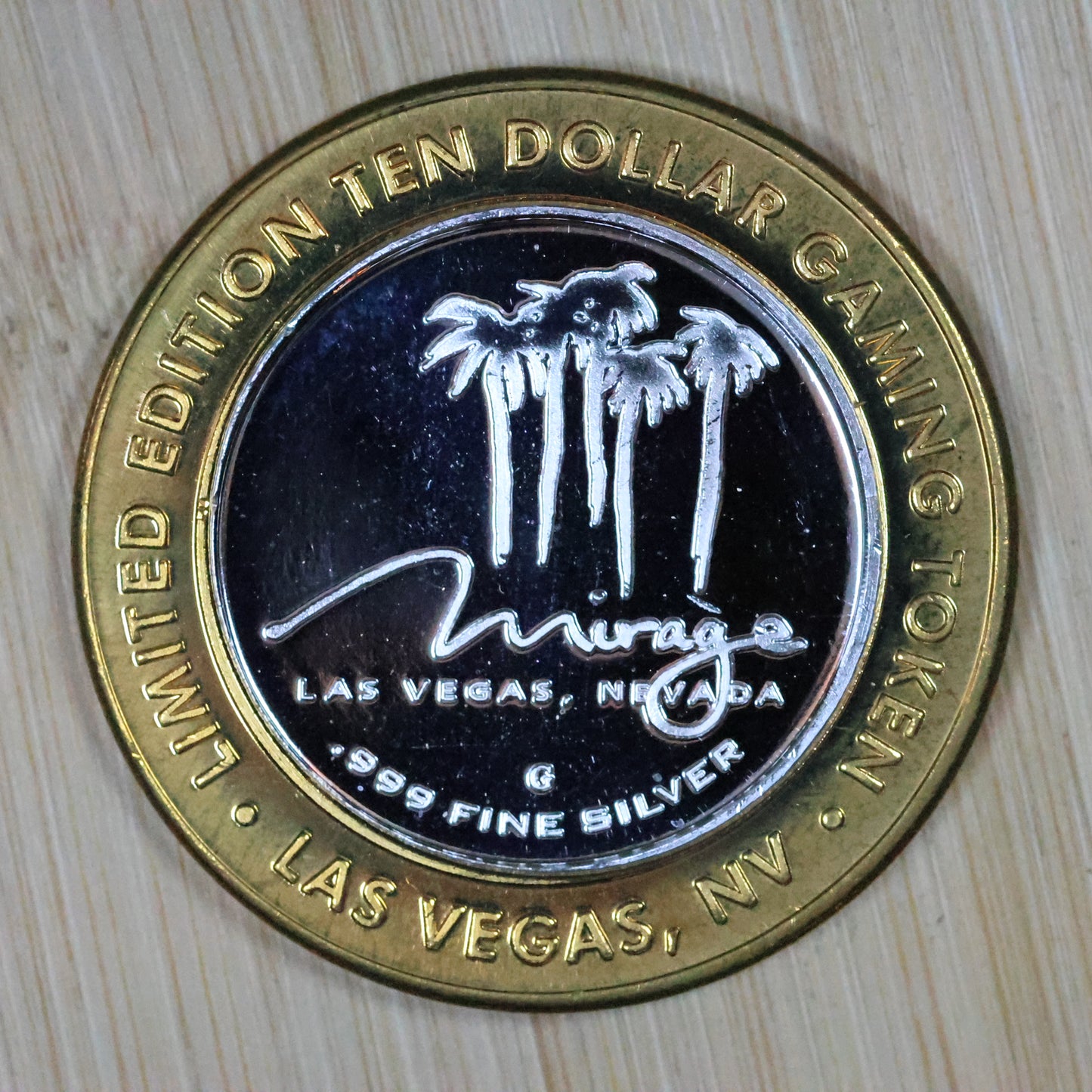 Mirage $10 Gaming Casino Token - .999 Fine Silver - Danny Gans w/ Capsule