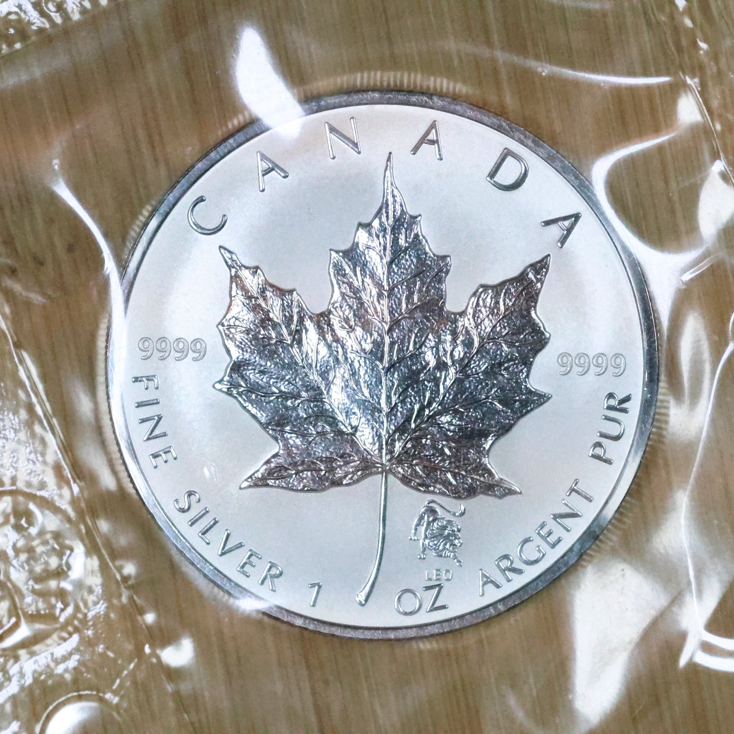 2004 1 oz Silver Canada $5 Maple Leaf Zodiac - Sealed - Leo Privy