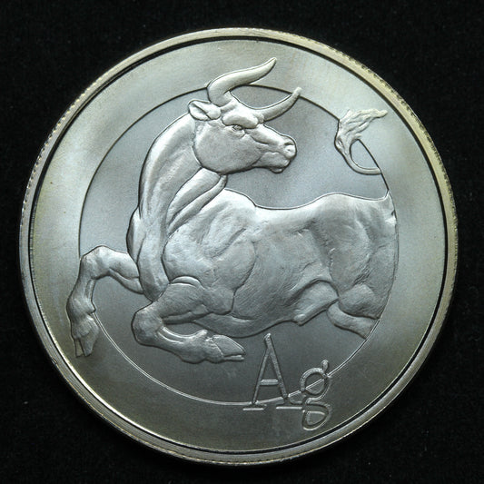 1 oz. .999 Fine Silver - 2015 Silver Shield Bull w/ Capsule