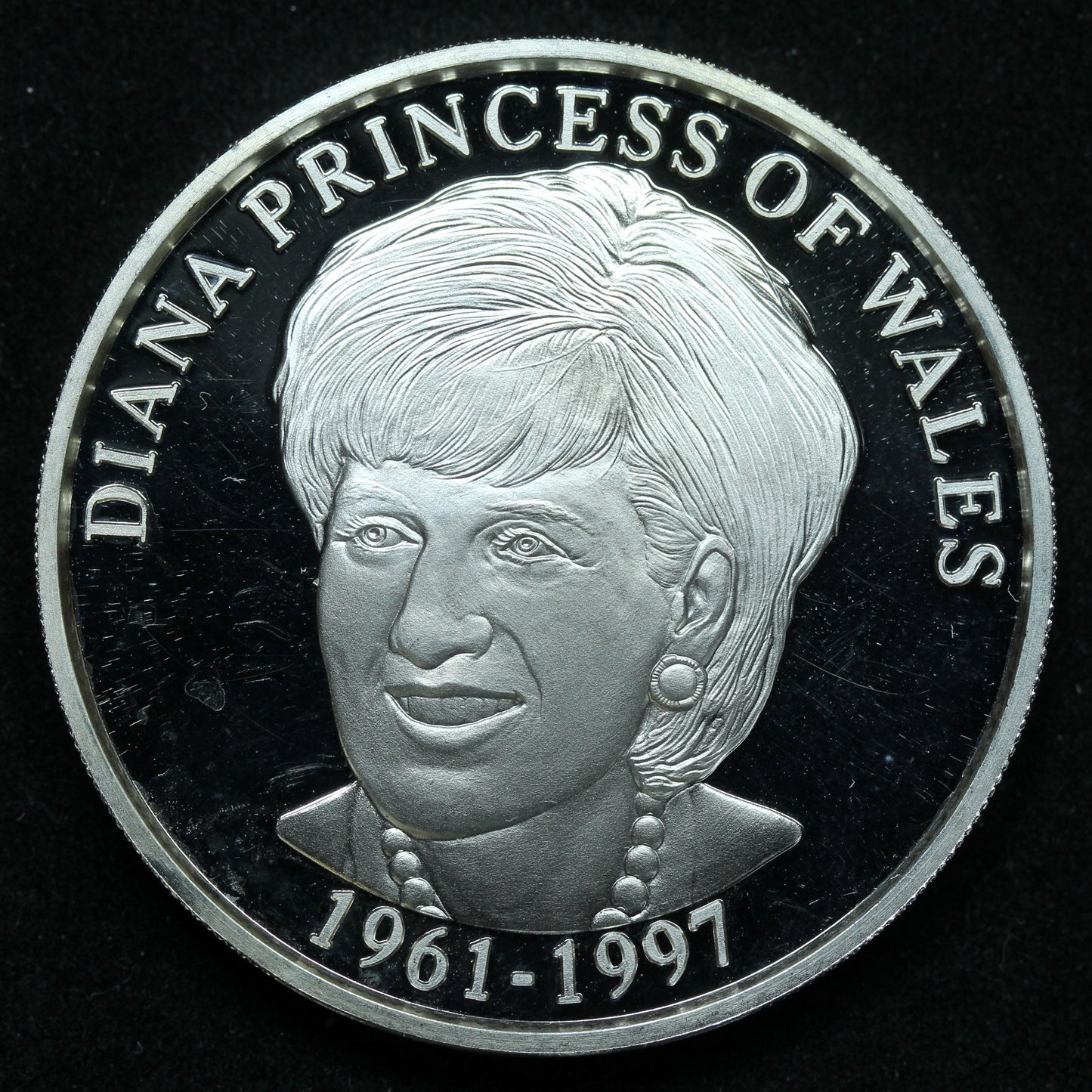 1 oz .999 Fine Silver - Diana Princess of Wales 1961-1997 - Beloved England's Rose