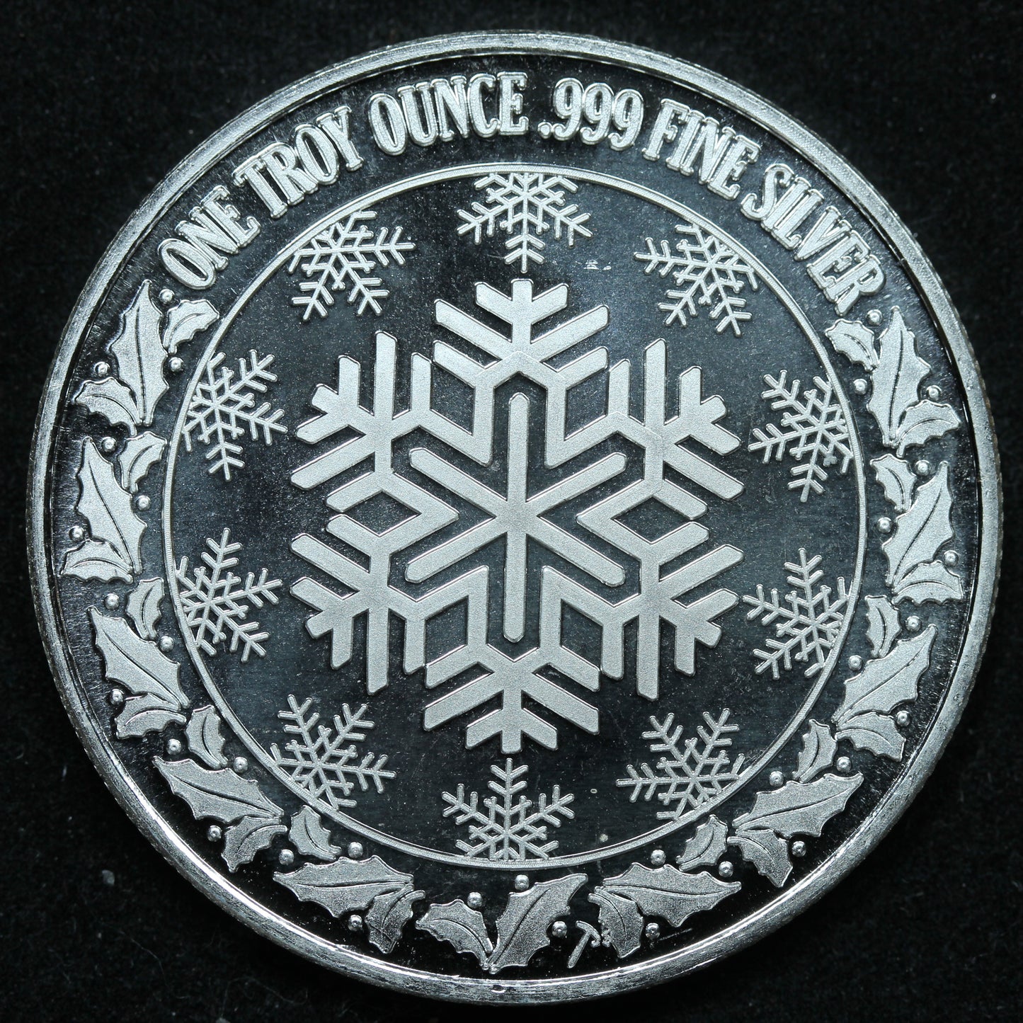 1 oz .999 Fine Silver - Let it Snow! Snowman Snowflakes Art Round w/ Capsule
