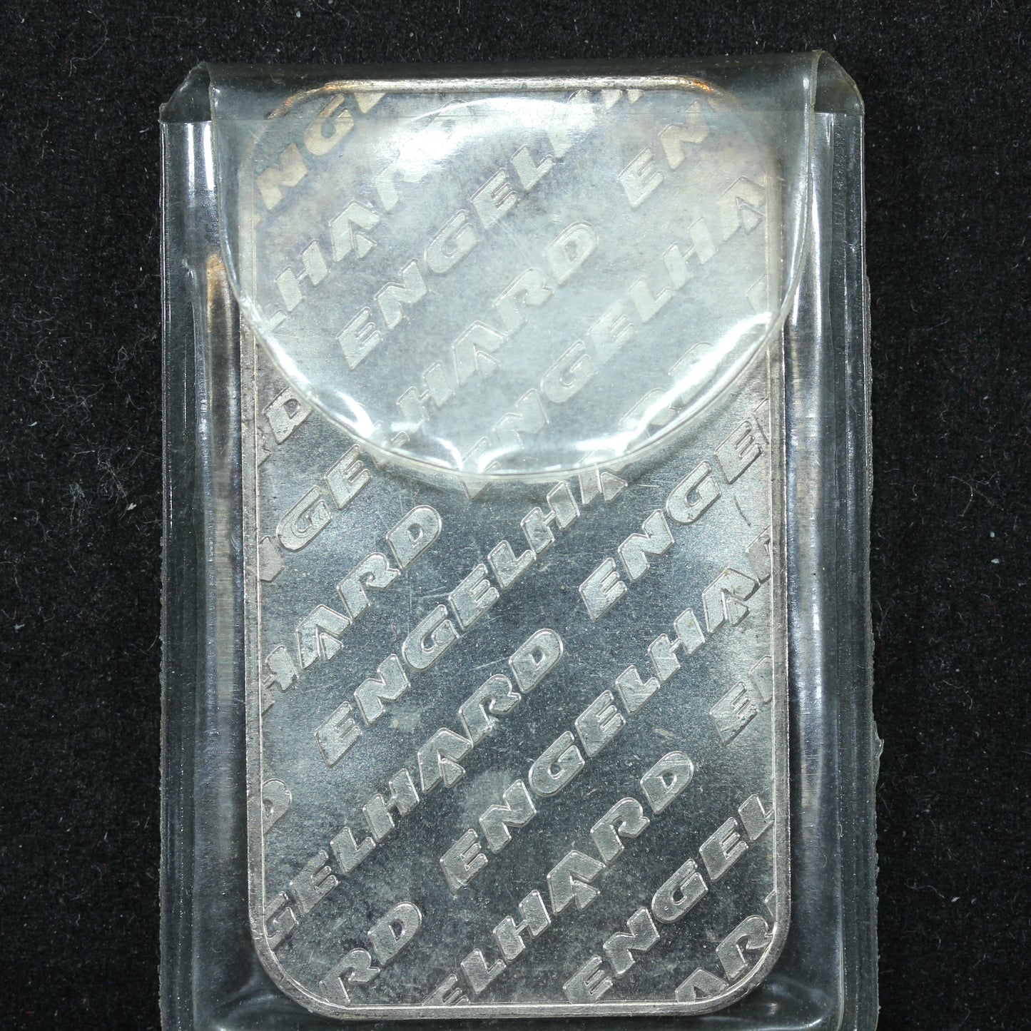 1 oz 999+ Fine Engelhard Eagle Logo Silver Bar w/ Plastic Cover - #FU09479