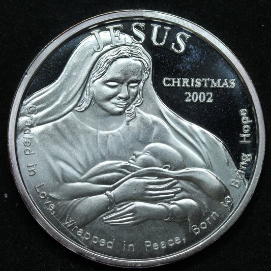 1 oz .999 Fine Silver - 2002 Christmas Jesus Cradled In Love Art Round w/ Capsule