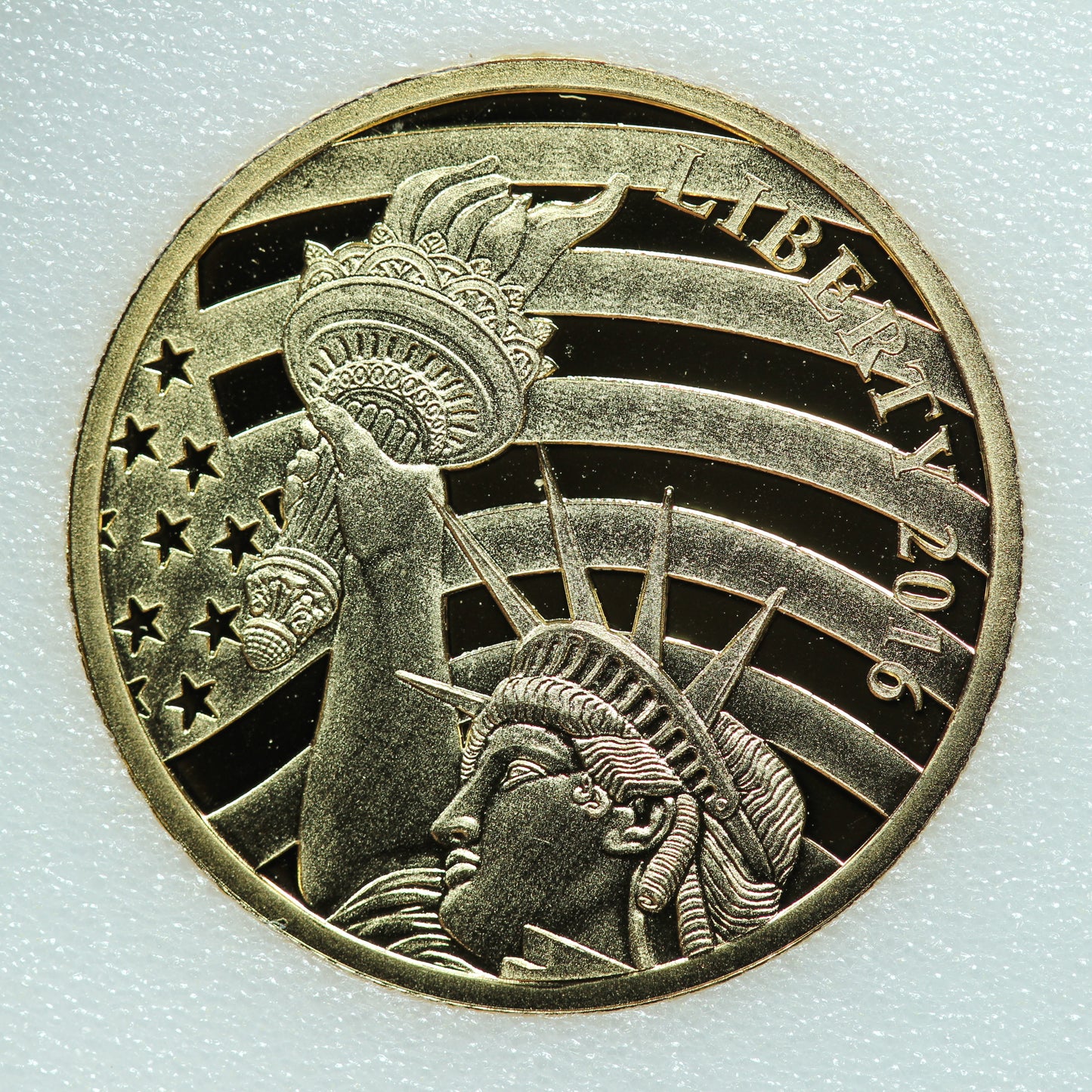 2016 Cook Islands Liberty $5 1/10th oz .24 Fine Gold Coin w/ Capsule