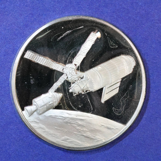 1974 Postmasters of America STERLING SILVER Art Round - No. 5 Skylab