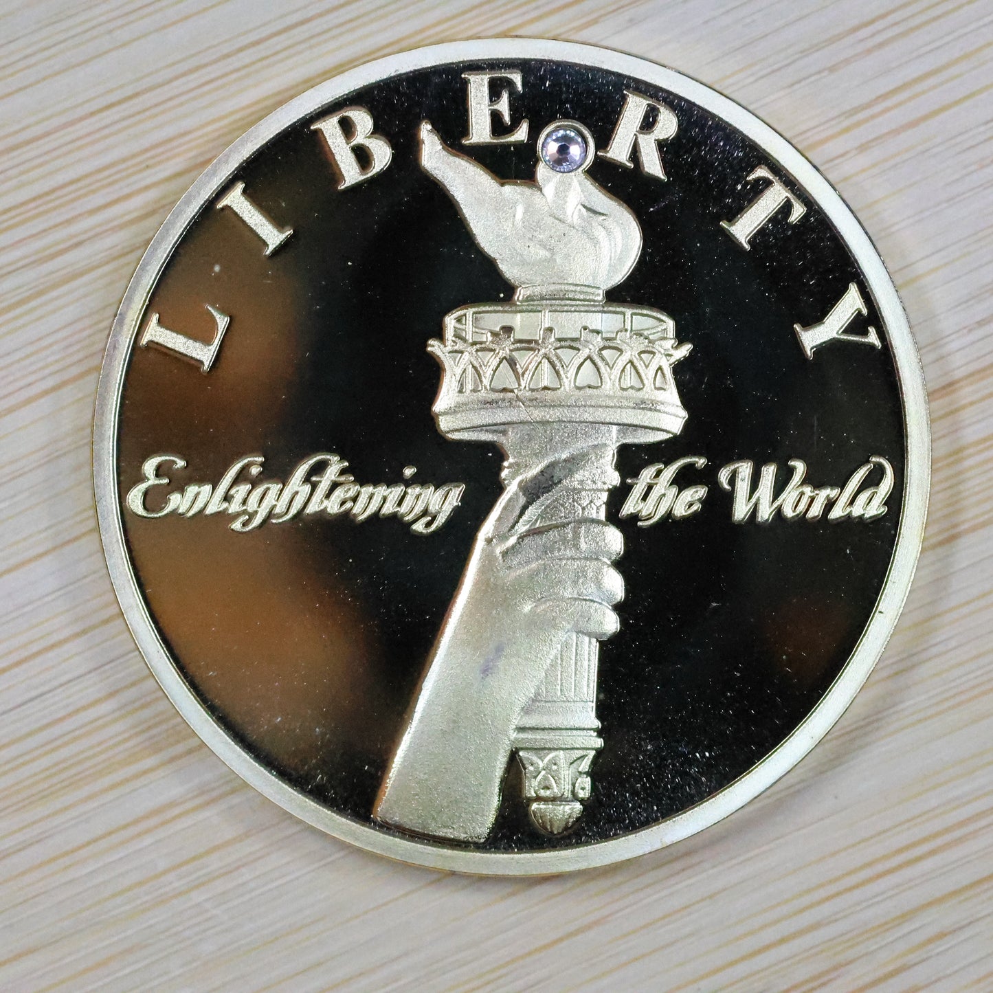 American Mint Enlightening the World Medal 40 MM In Cap