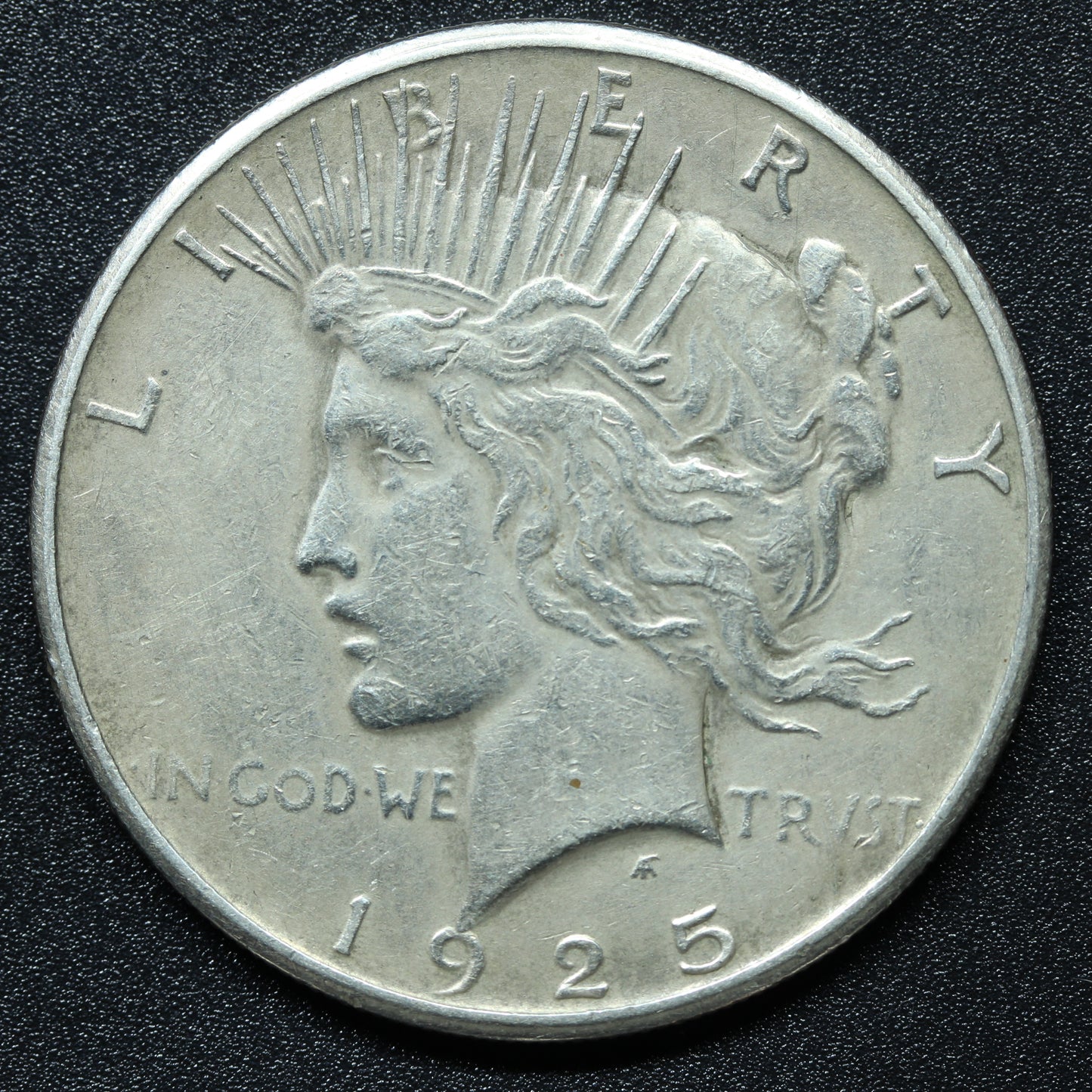 1925 Peace Dollar - Silver - Philadelphia