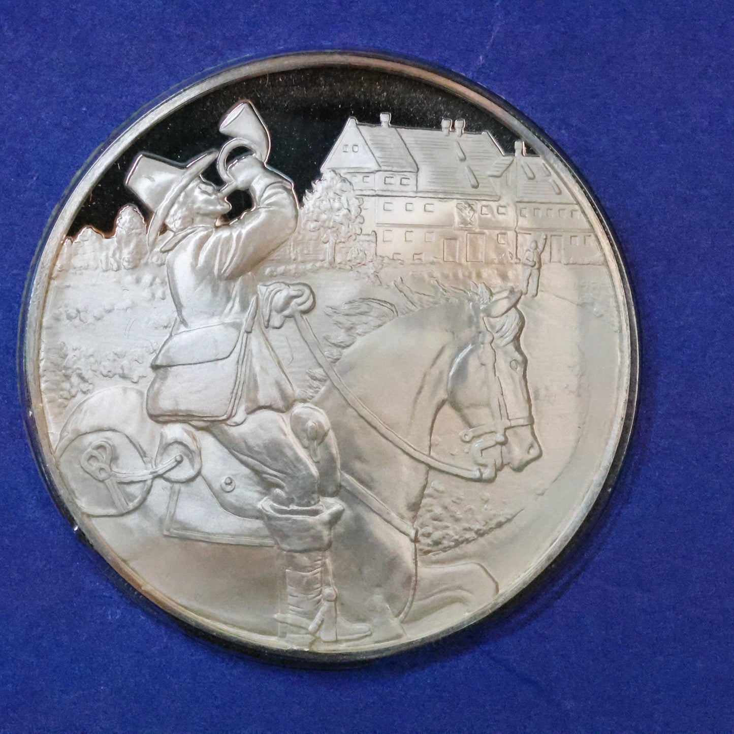 1974 Postmasters of America STERLING SILVER Art Round - No. 8 Universal Postal Union
