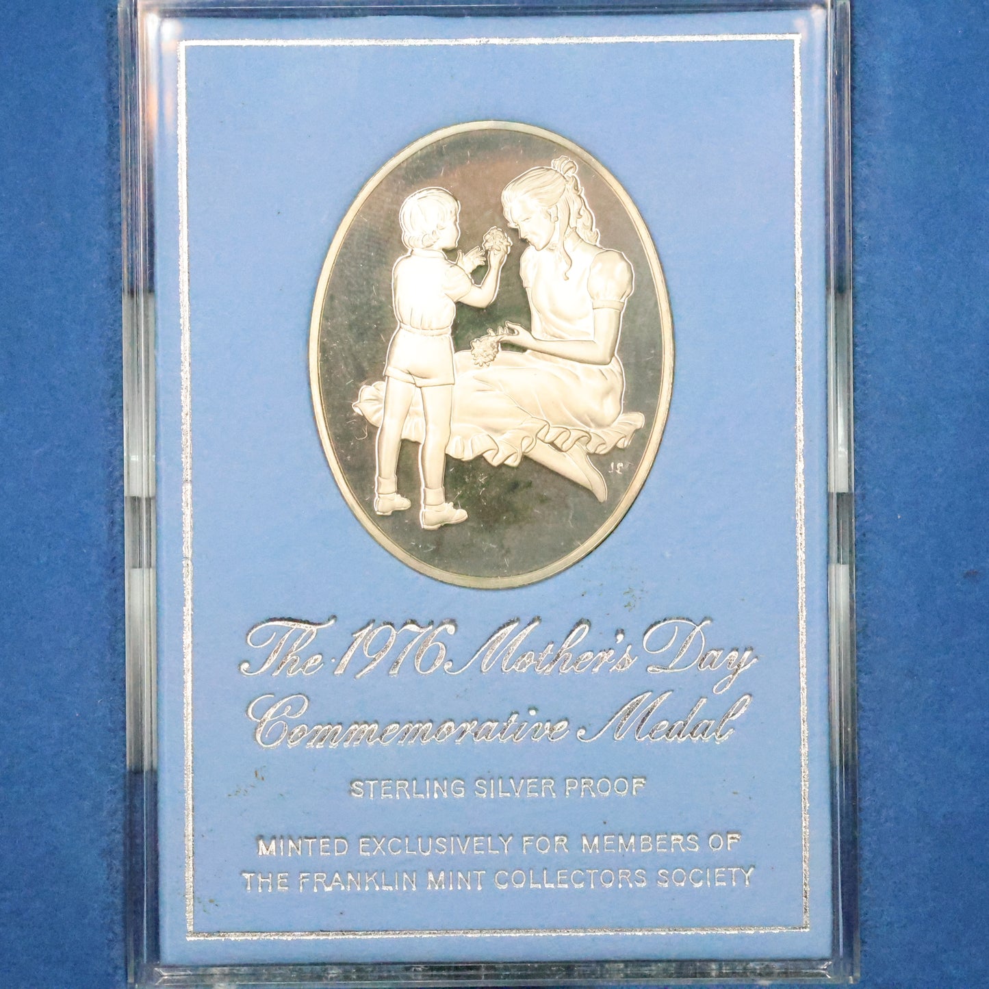 1976 Mother's Day Commemorative Medal Sterling Silver Proof - Franklin Mint w/ OGP