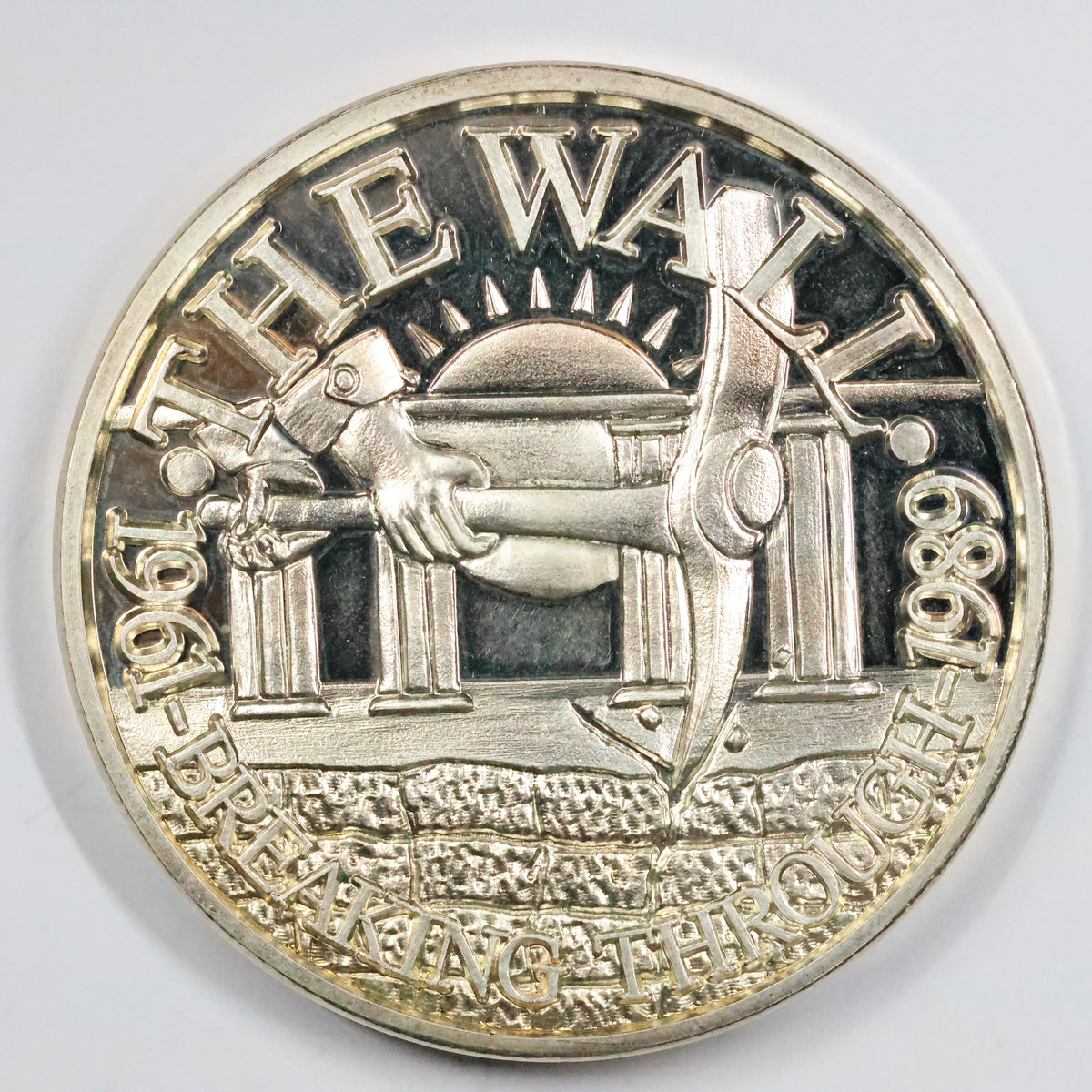 3 oz .999 Fine Silver Round - 1989 East West Germany Breaking Through THE WALL