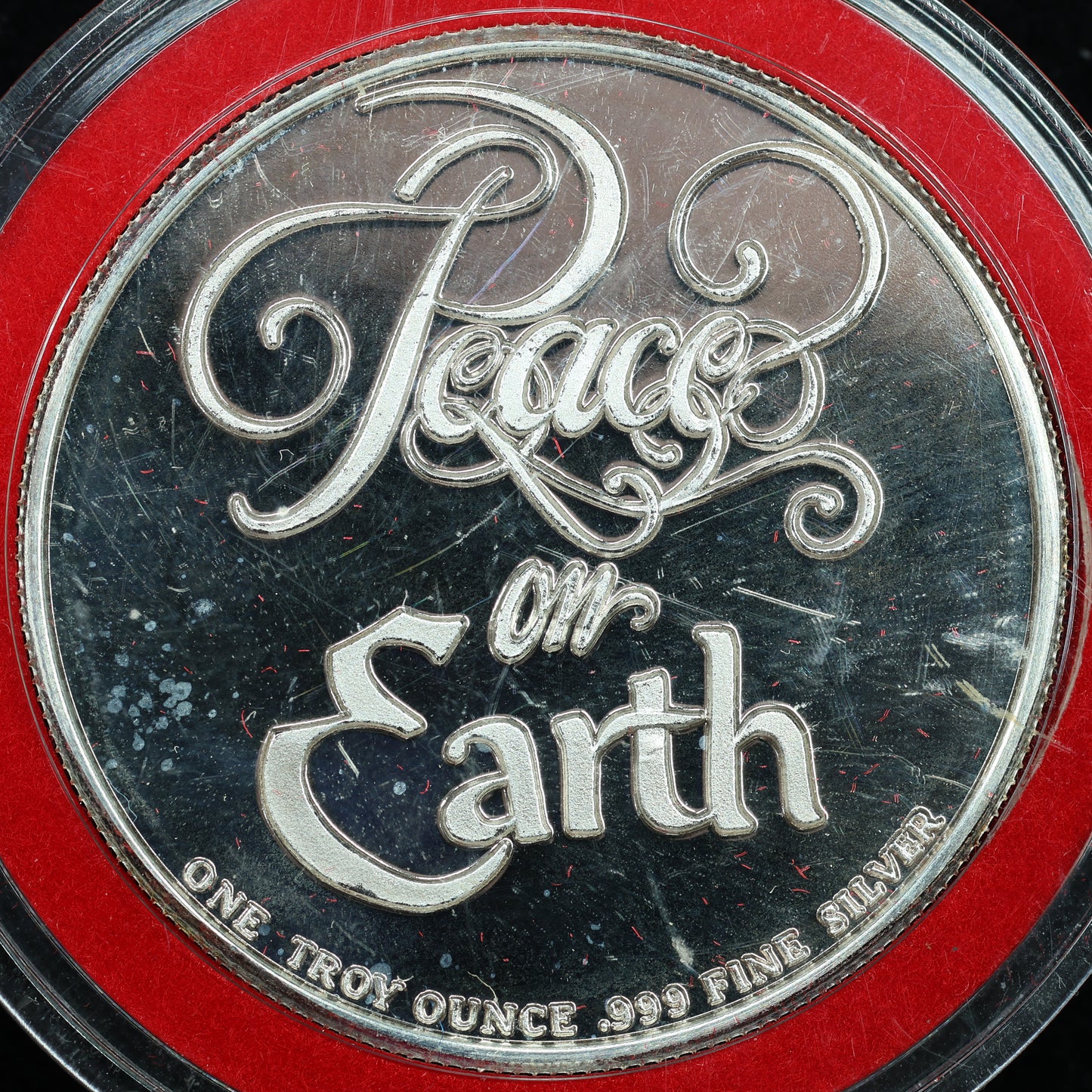 1 oz .999 Fine Silver - 1992 Merry Christmas / Peace on Earth Santa Art Round in Ornament