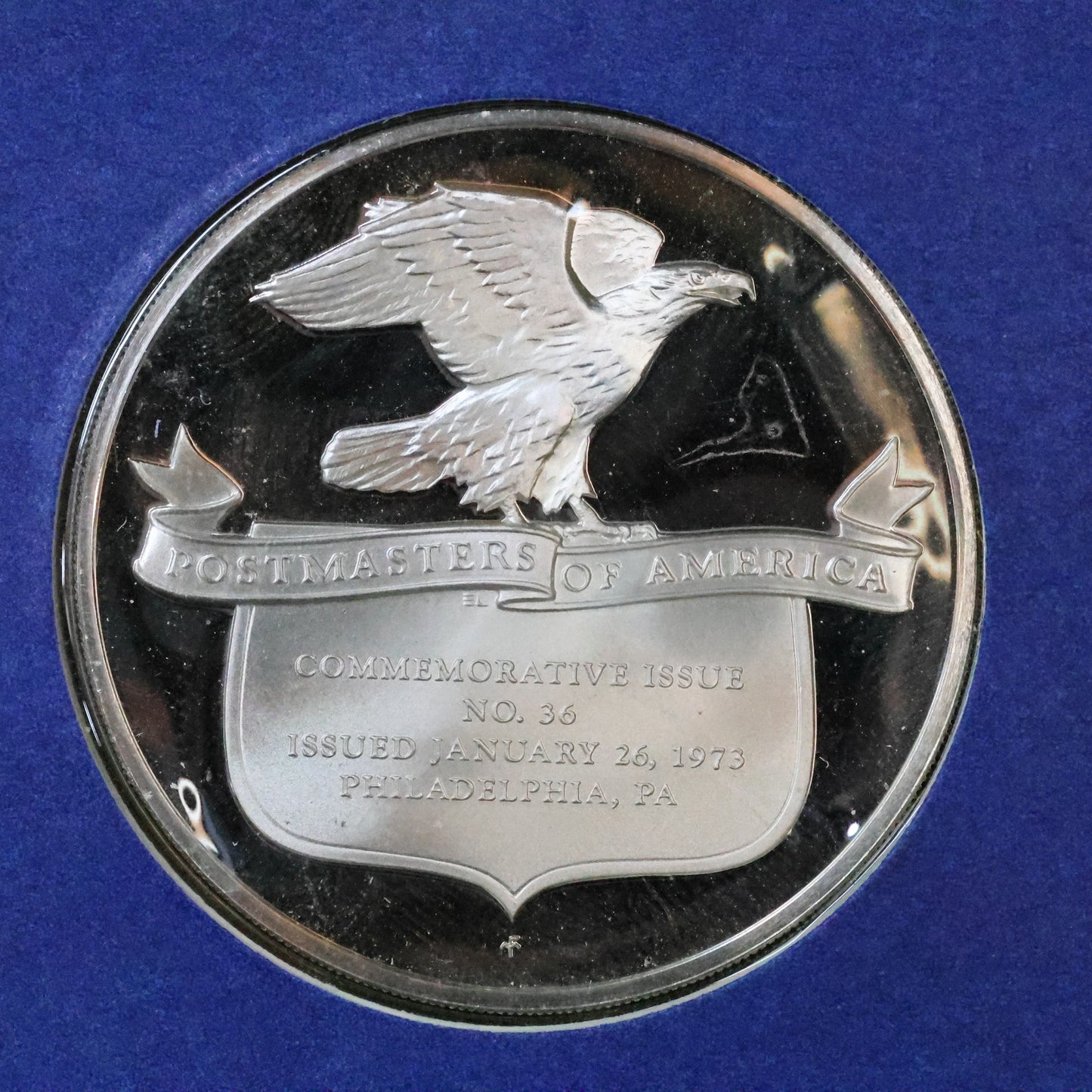 1973 Postmasters of America STERLING SILVER Art Round - No. 36 Power of LOVE