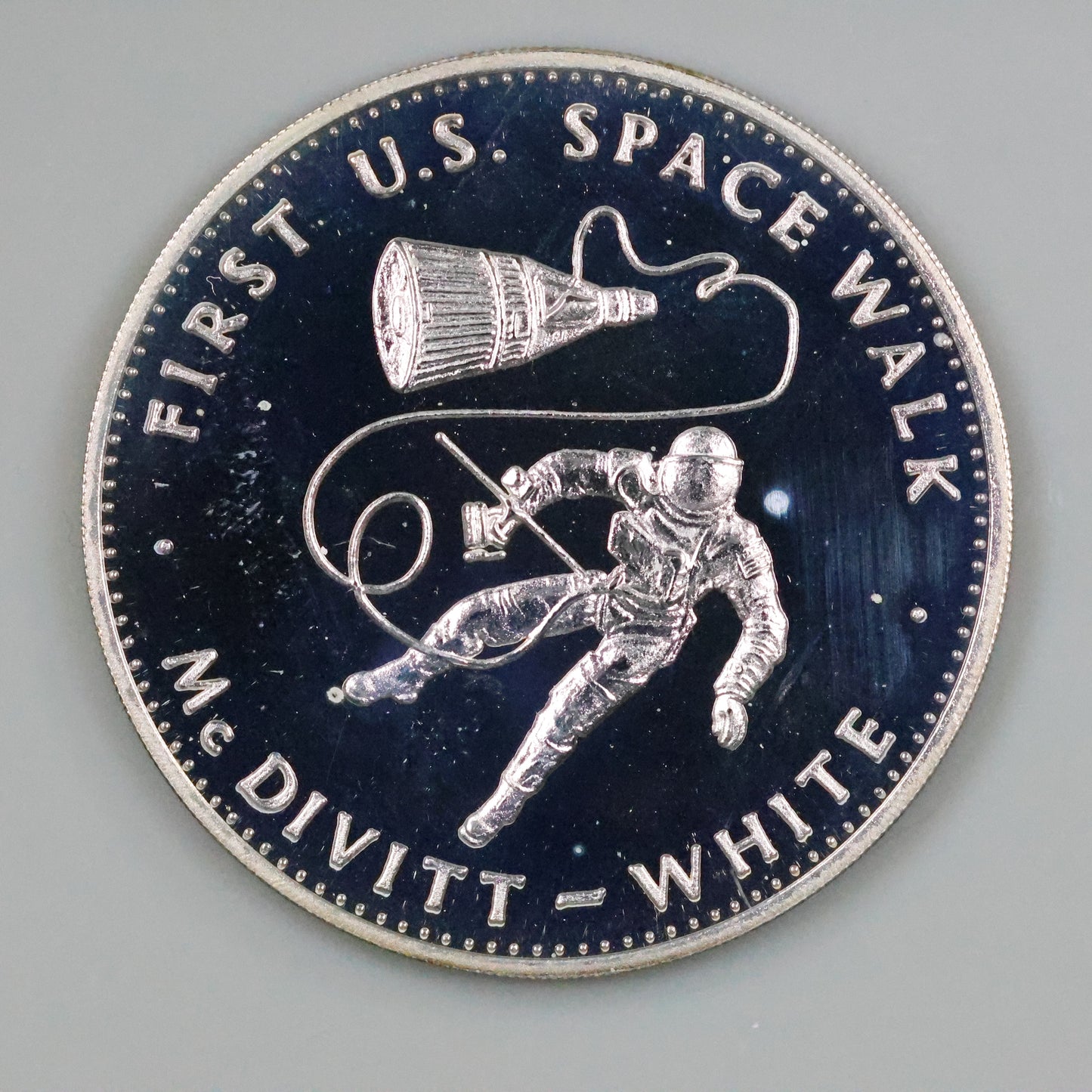 Danbury Mint Men In Space - Gemini IV 1st U.S. Space Walk Sterling Silver Proof Coin Medal