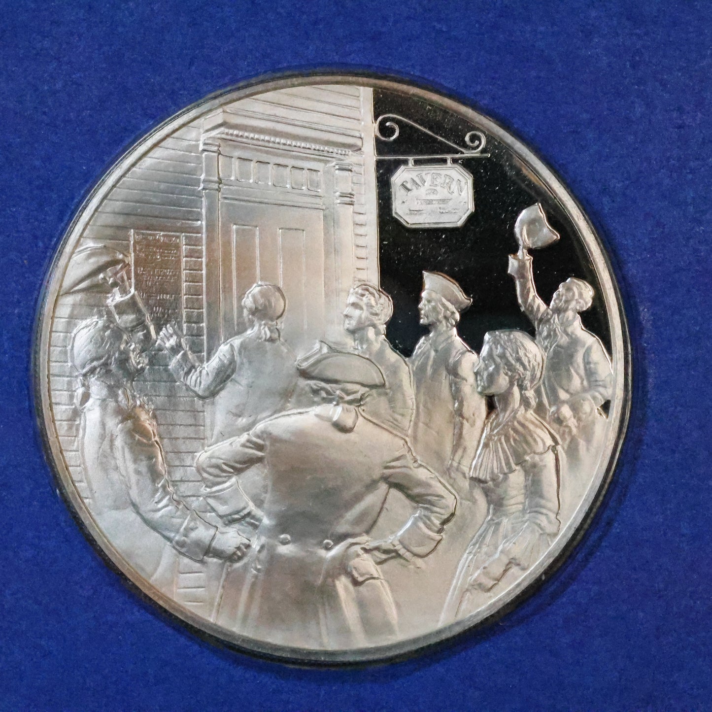 1973 Postmasters of America STERLING SILVER Art Round - No. 39 Colonial Communication