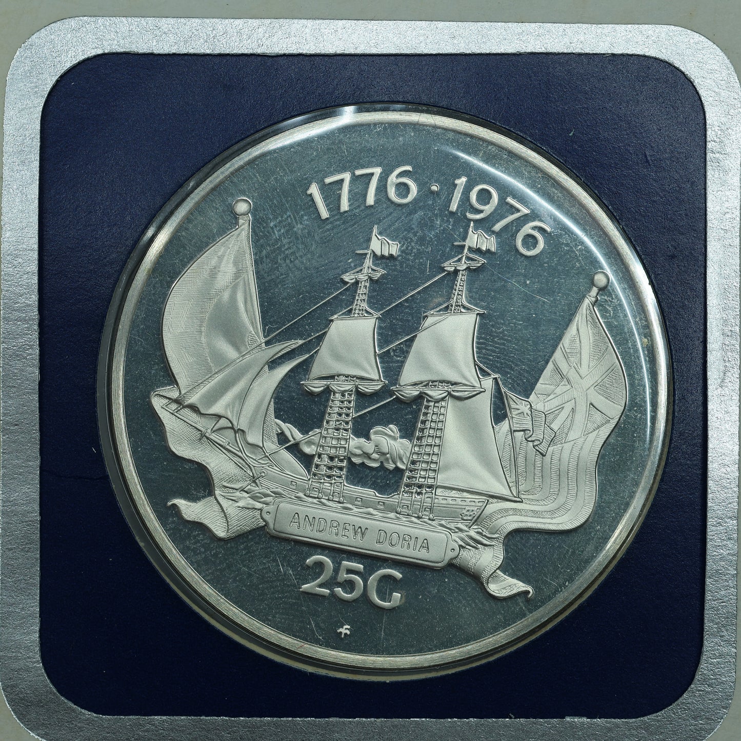 1976 Netherlands Antilles 25 Gulden .925 Fine Silver Coin in Franklin Mint OGP