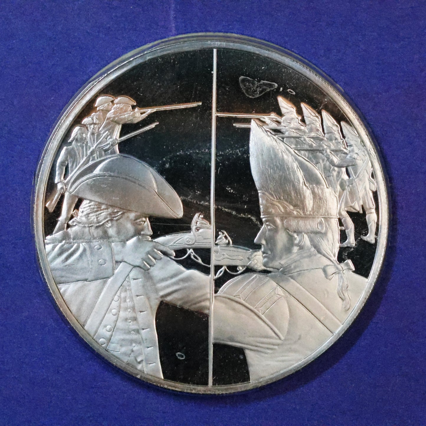 1975 Postmasters of America STERLING SILVER Art Round - No. 9 Battles of Lexington and Concord